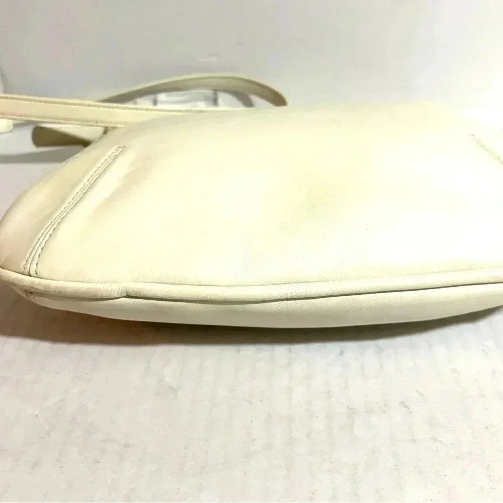 Coach vintage white leather crossbody handbag